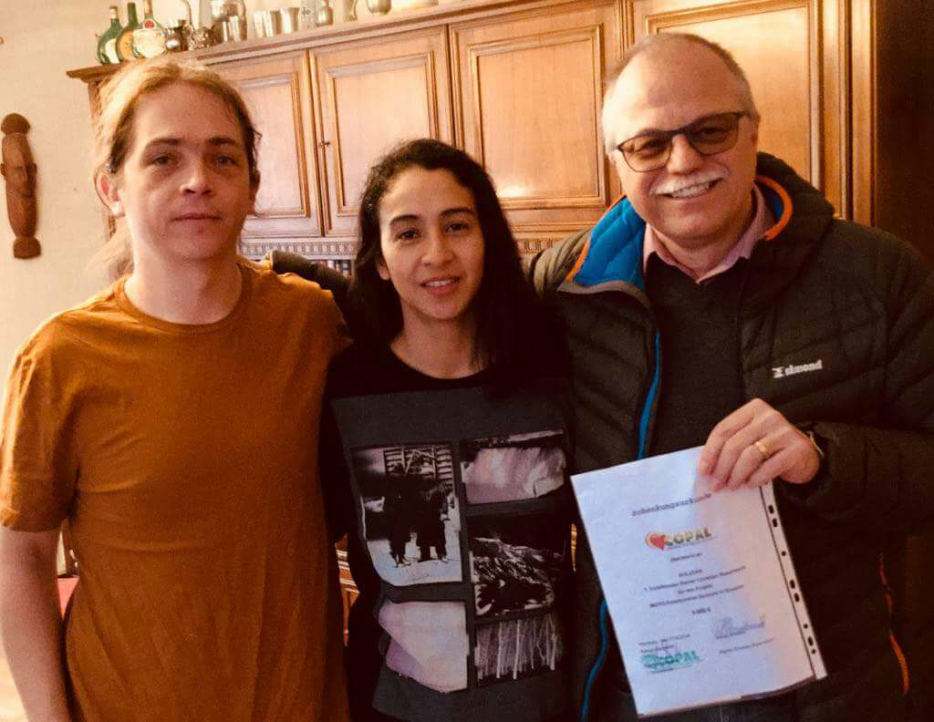 Archivbild Hilfe Ecuador und Spendenuebergabe